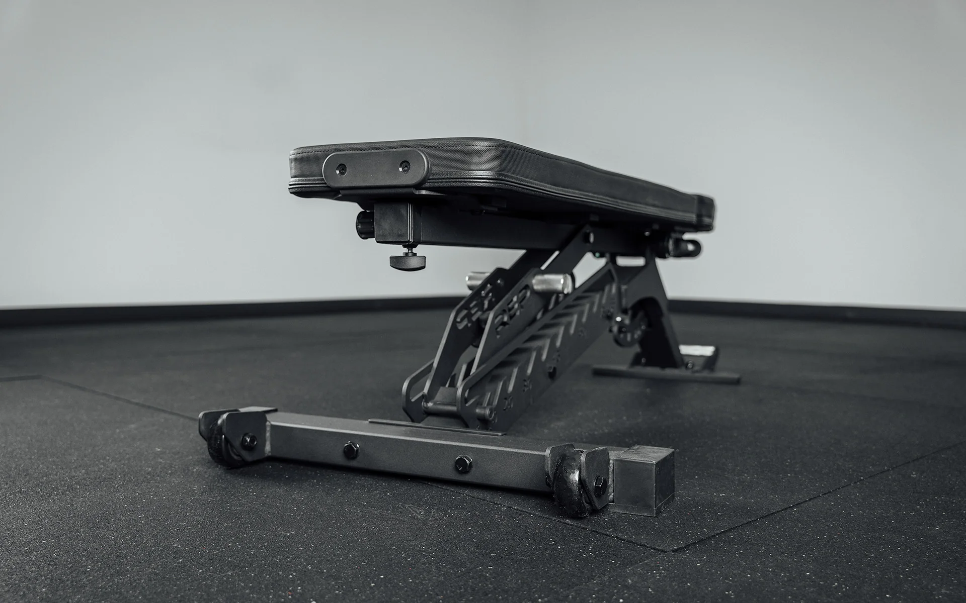 BlackWing™ - Adjustable Bench - Image 12