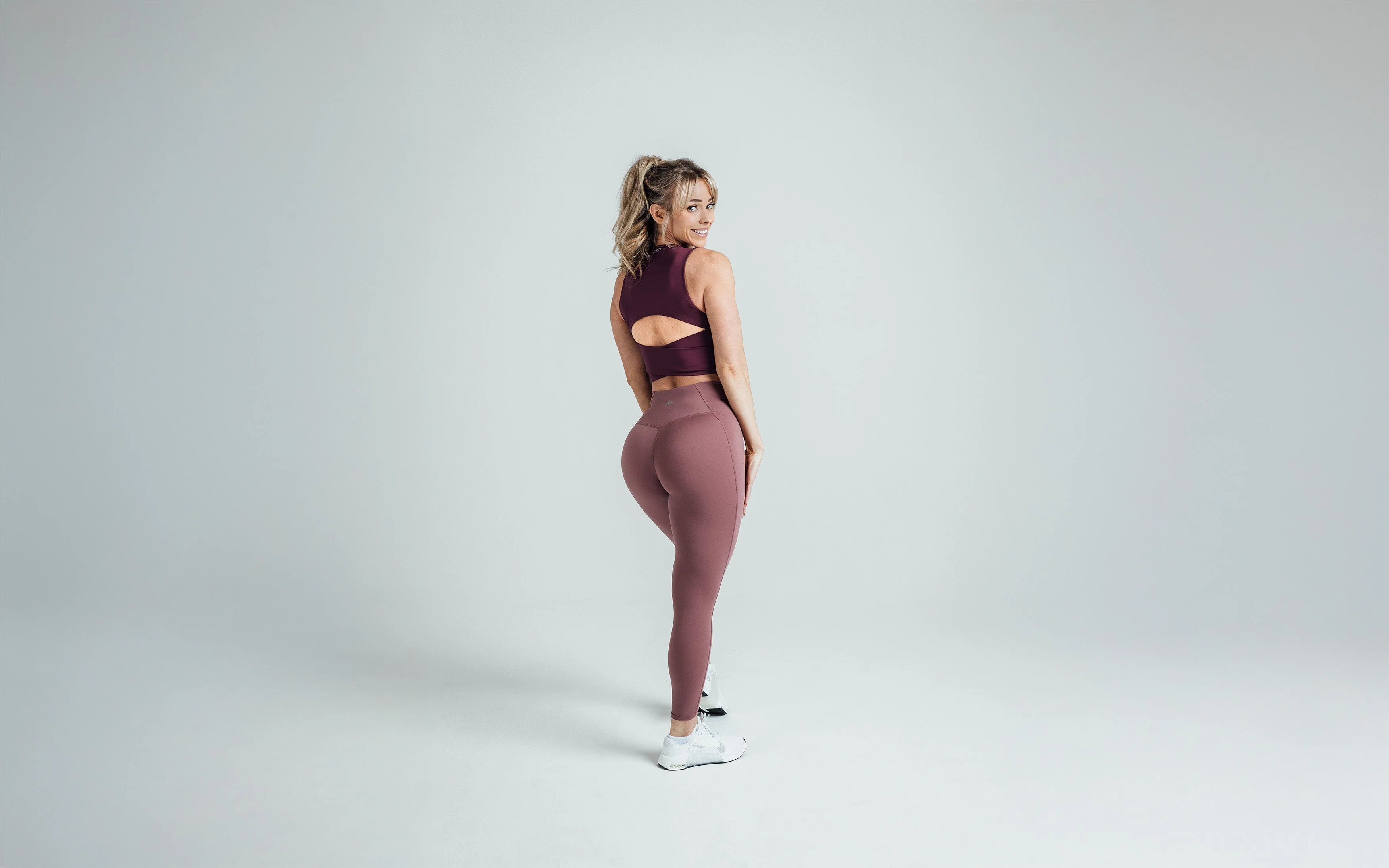 Women's Rhea Cropped Vest - Image 8